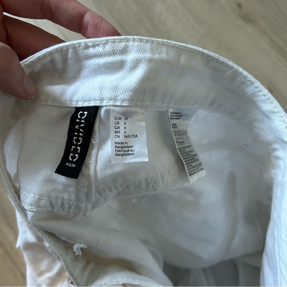 2/$15 🐧H&M Divided White Jean Shorts - Picture 3 of 3